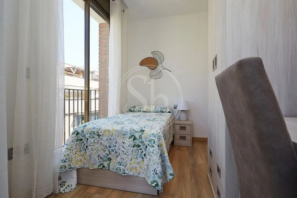 Magamistoad - Furnished Flat with Balcony in El Raval