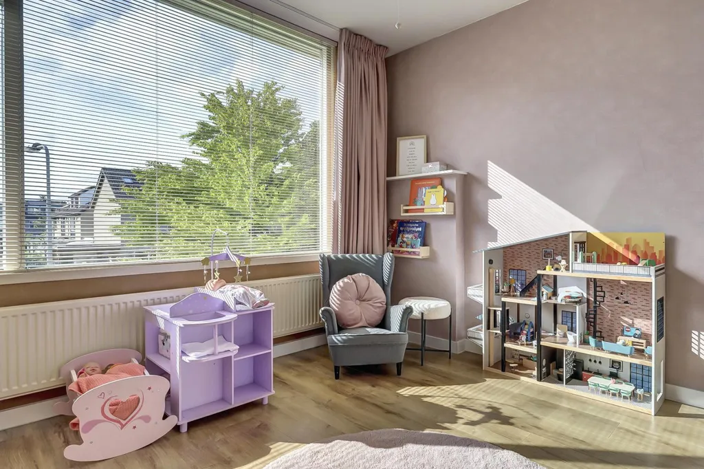 Magamistoad - Fully Renovated Corner House with Garden in De Lier