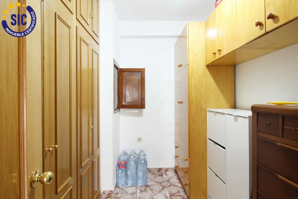 Toad - First Floor Flat with Balcony in Benlliure