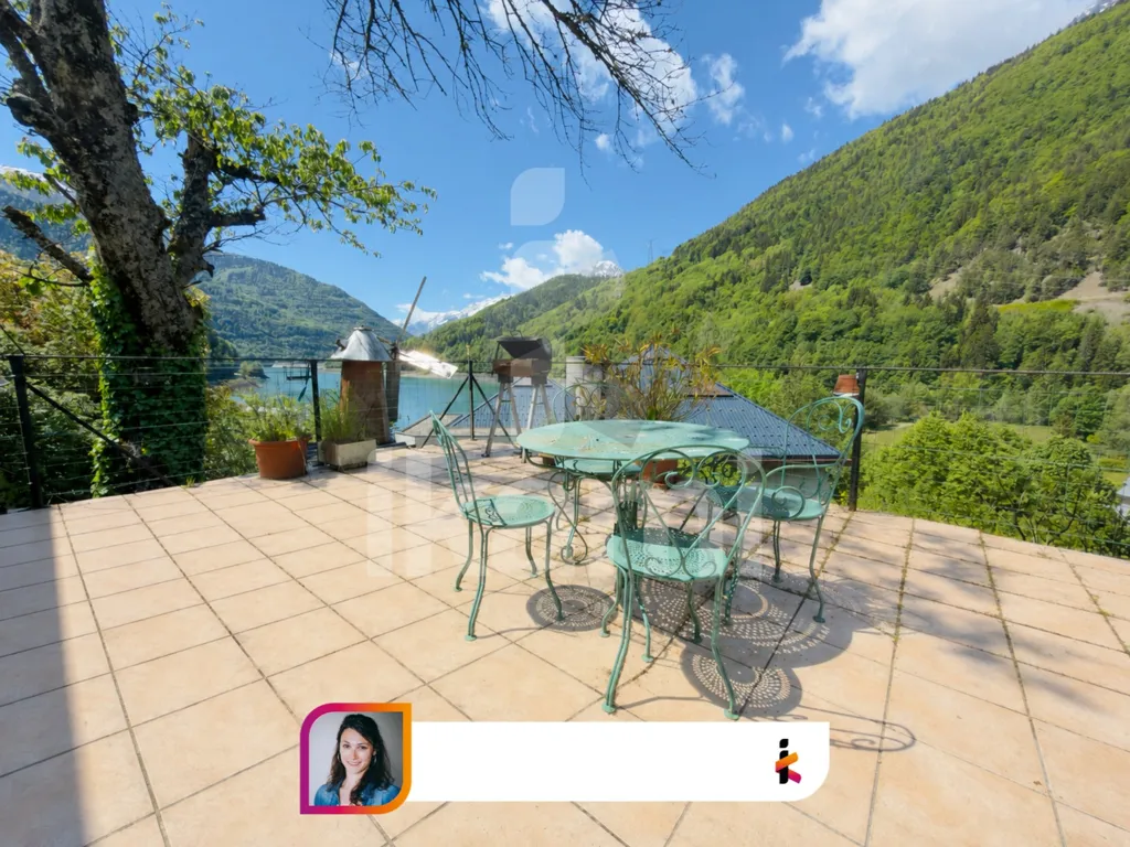 Terrasse - Maison à Vaujany avec Jardin et Proximité Eau d'Olle