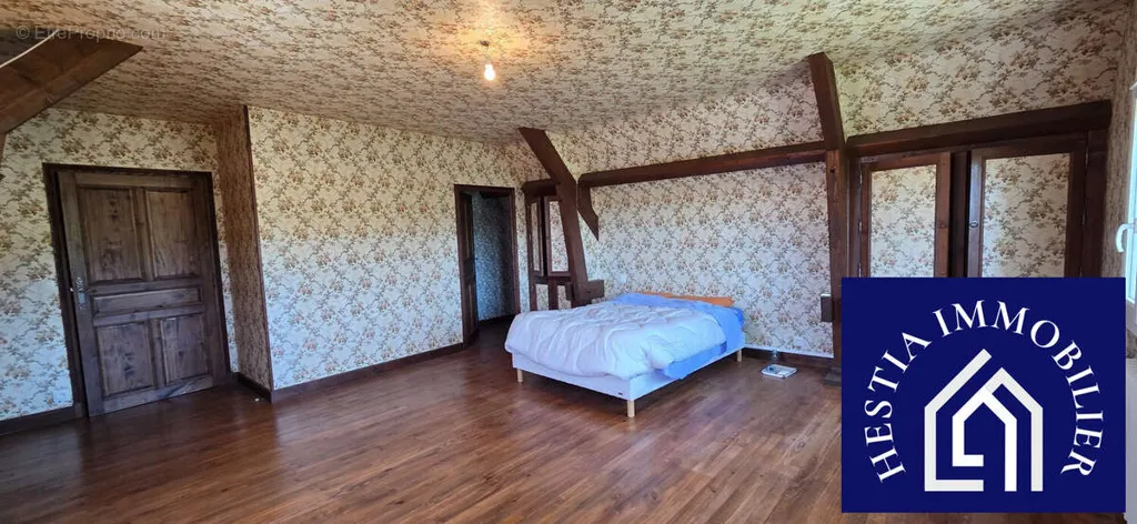 Bedrooms - House with Canal View near Montbard