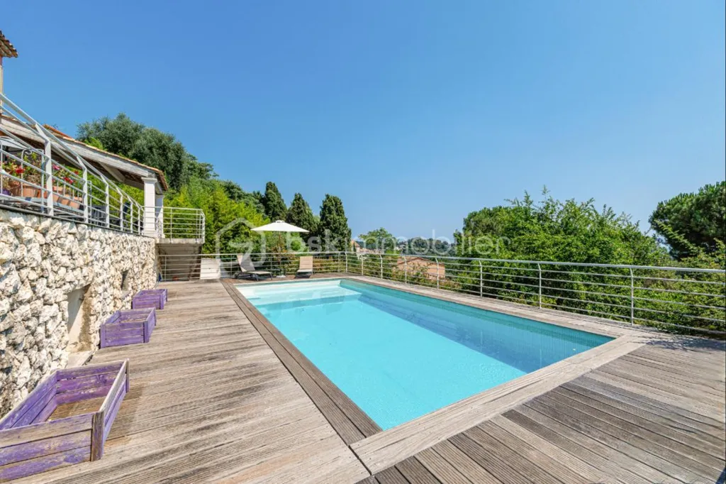 Piscina - Architect-Designed Bastide with Sea View near Antibes