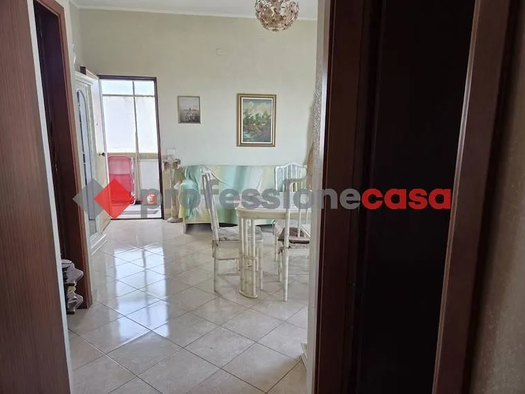 Esik - 2-Bedroom Apartment near Piazza Risorgimento, Catania
