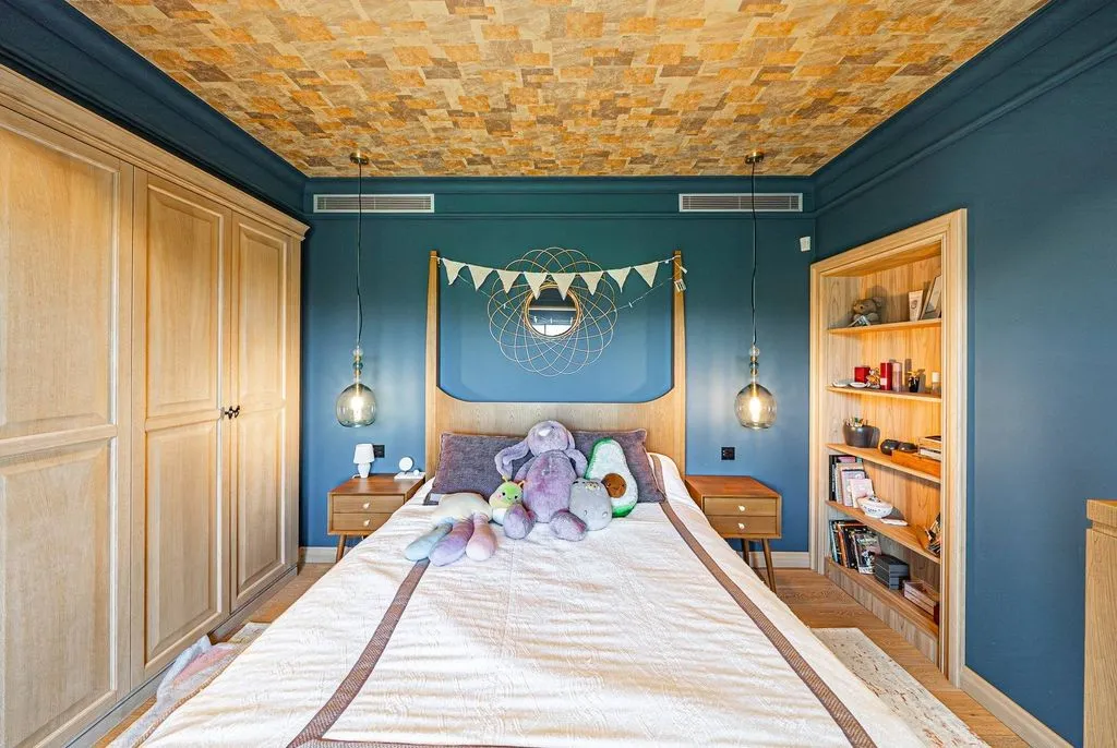 Bedrooms - 10-Bedroom Chalet with Pool in Guadalmina Baja
