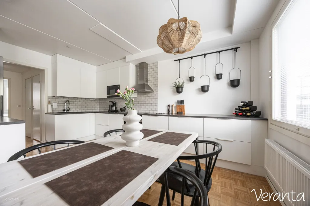 Salle à manger - Modernised Apartment with Sauna in Loukonlahti, Pirkkala