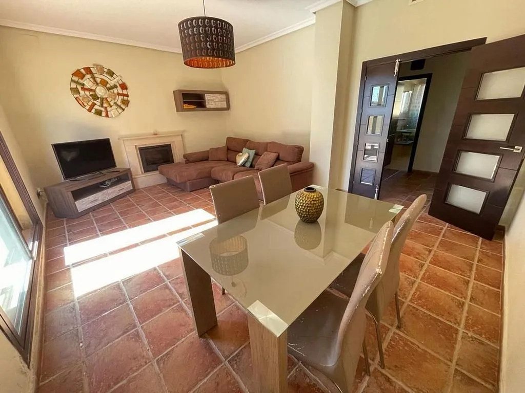 Salle à manger - Chalet with Pool and Terrace in Pelagatos