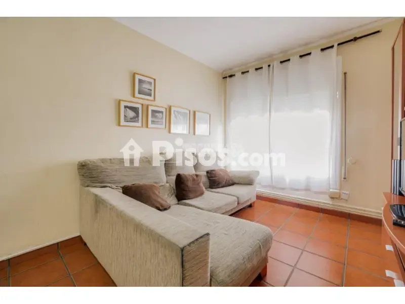 Séjour - Spacious Apartment with Balcony in Can Boada, Terrassa
