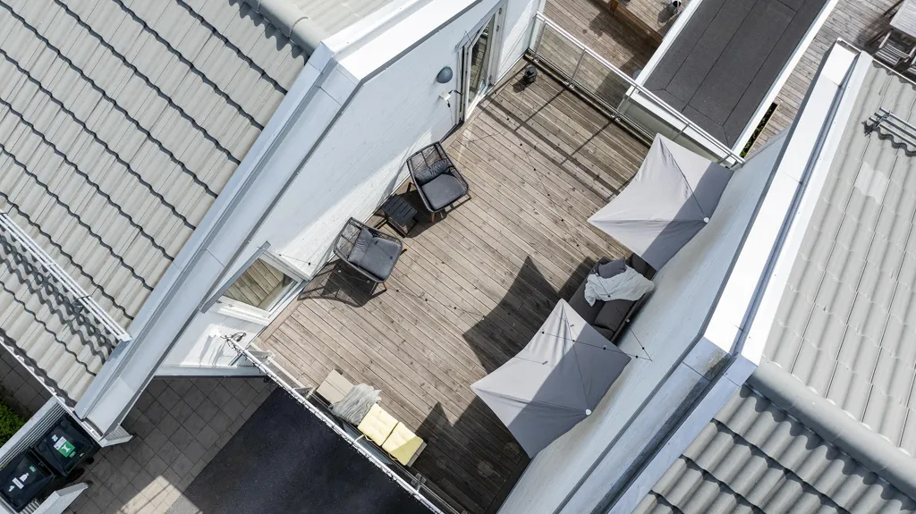Vue aérienne - Co-op House with Central Location in Vega