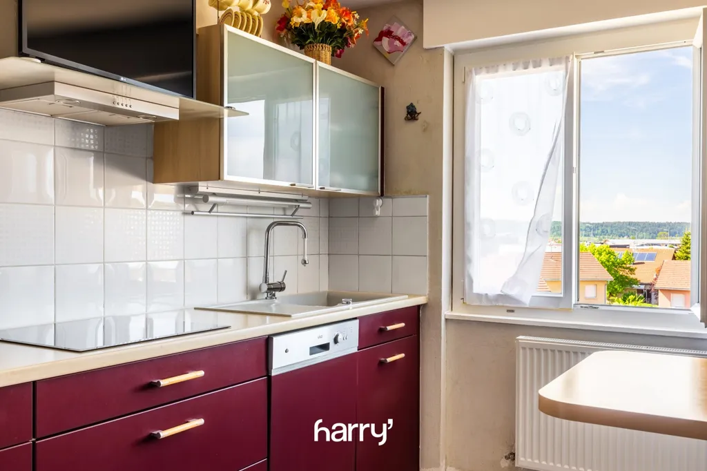 Köök - 3/4-Bed Apartment with Balcony in Pontarlier