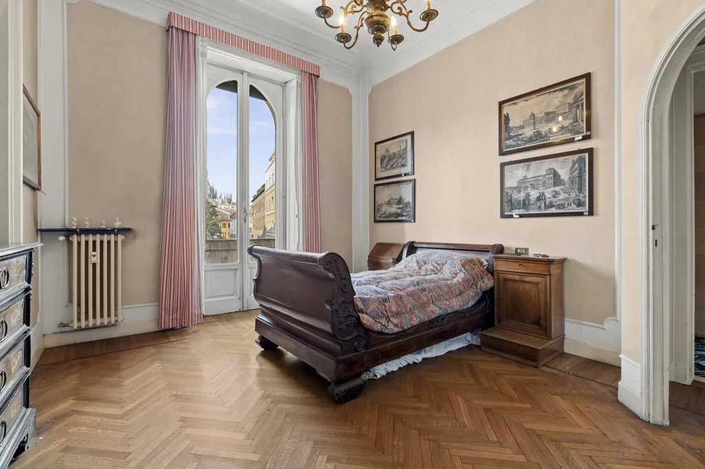 4 magamistoaga korter asukohas Milan