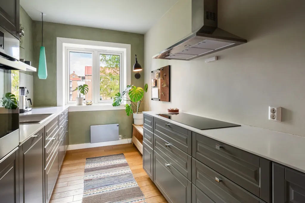 Köök - 3-Bed Apartment with South-Facing Balcony in Lille Ekeberg