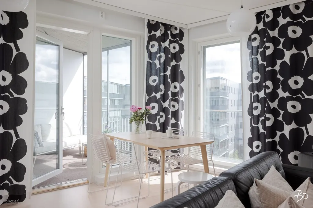 Living Room - Modern Apartment with Balcony in Jyväskylä Centre