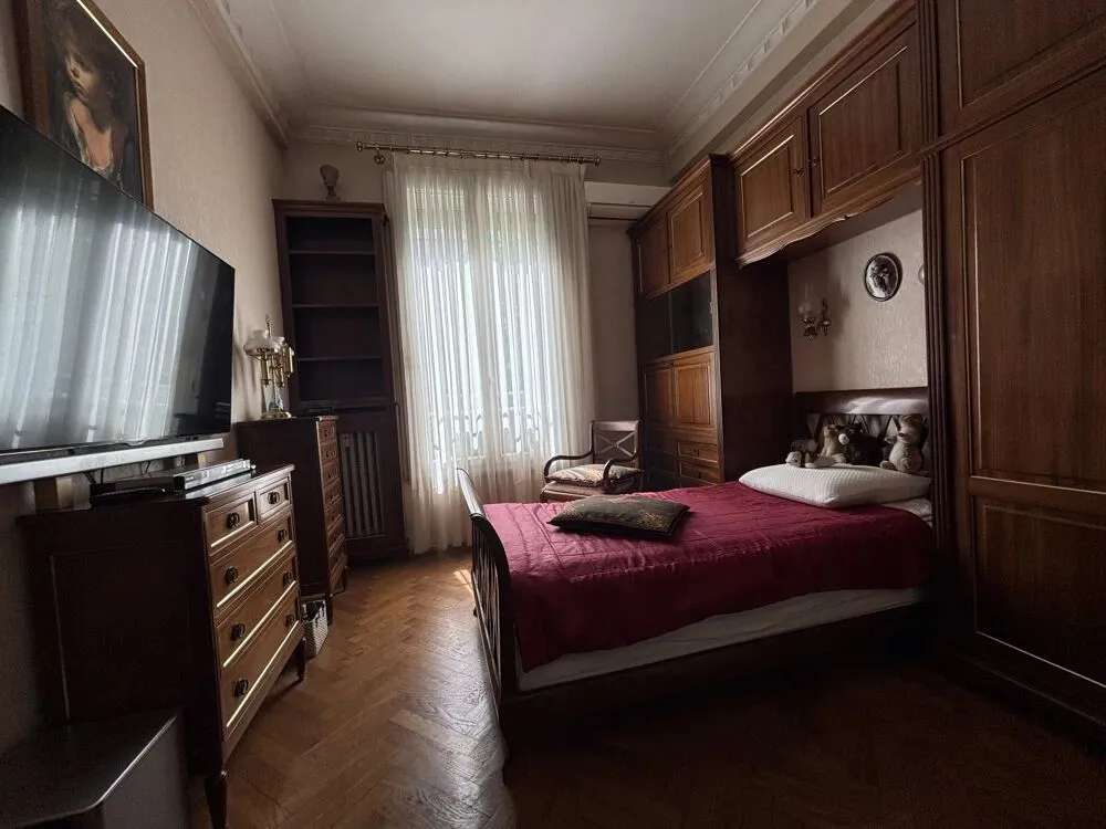 Chambres - Appartement 3 Pièces avec Climatisation à Nice