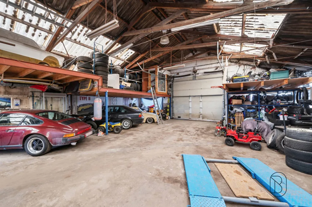 garage