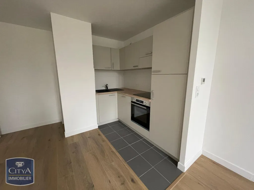 Köök - 2-Bedroom Apartment with Balcony in Arras