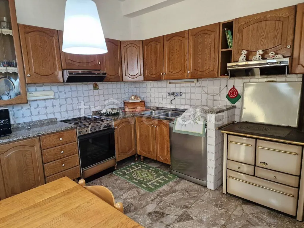 Cuisine - Villa with Lake View in Magione