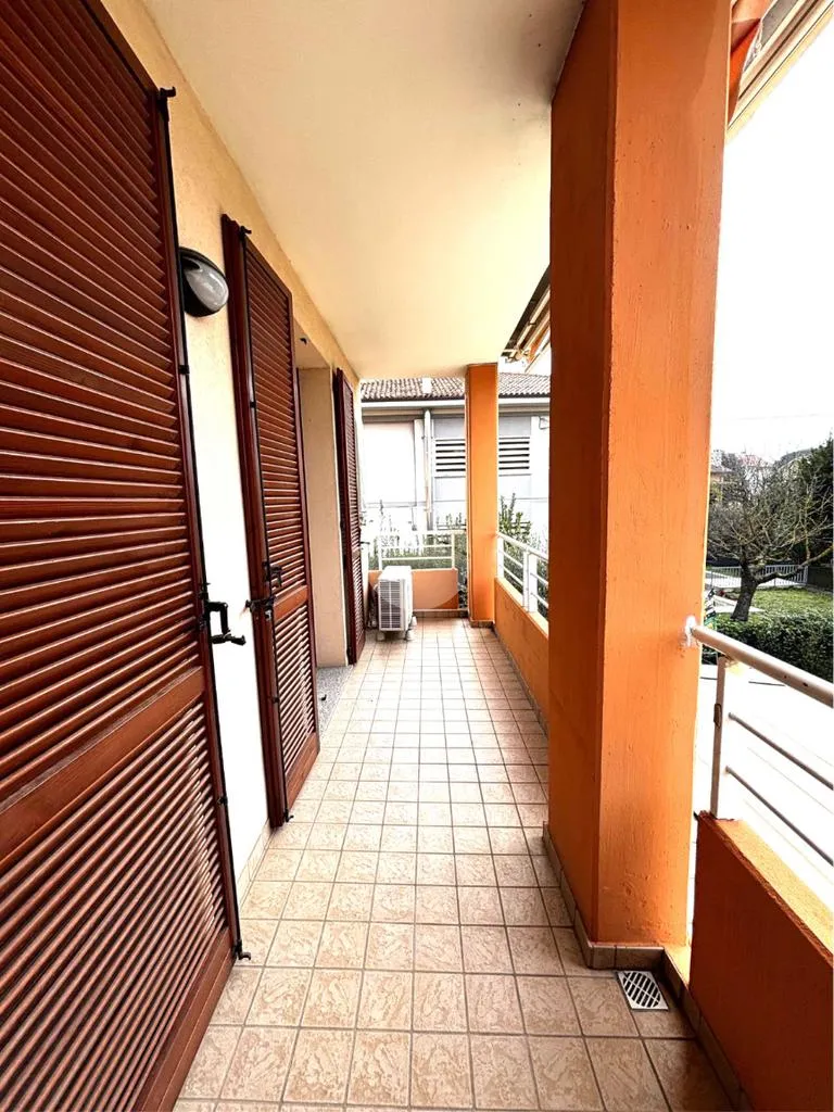 Rõdu - 3-Bedroom Apartment with Balcony in Fano