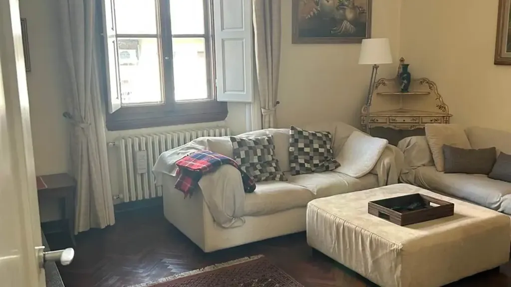 Séjour - 7-Room Apartment with Balcony in Florence