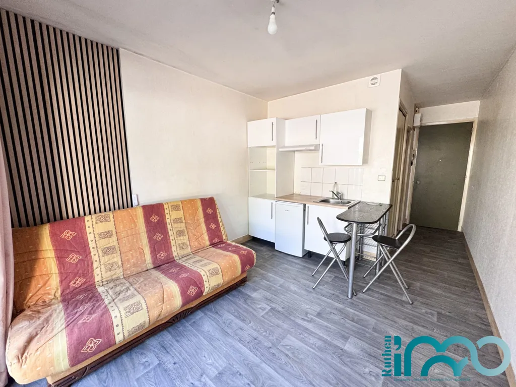 Elutuba - Studio with Balcony in Rodez