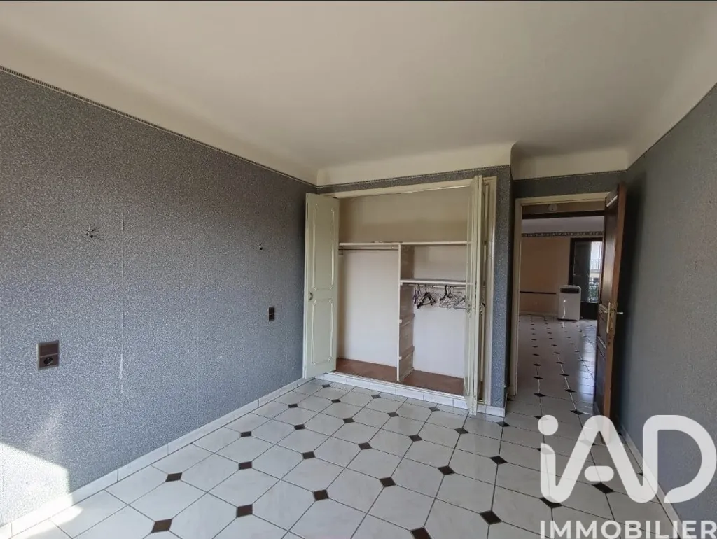 Pièces - Appartement 4 Pièces avec Balcon et Garage à Perpignan