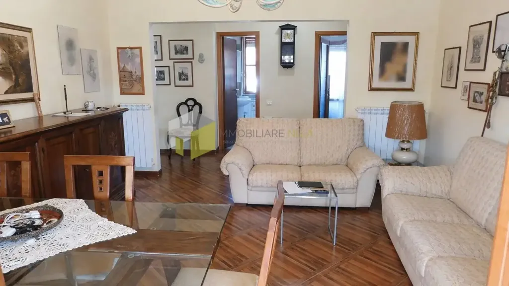 Séjour - Bright Apartment with Sea View in Pisa