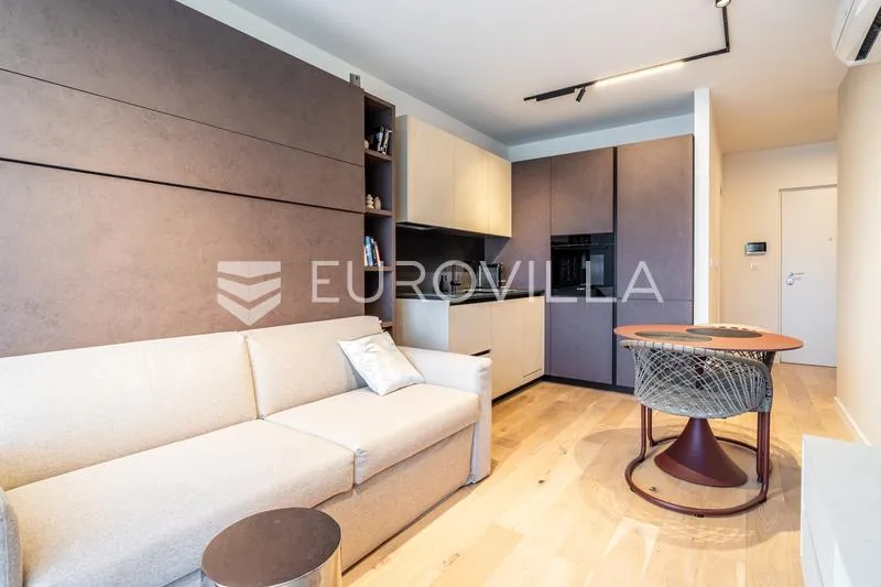 Séjour - Modern Studio Apartment with Loggia in Sirobuja, Split