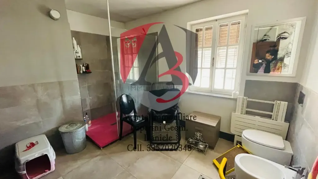 Appartement 8 pièces à IT