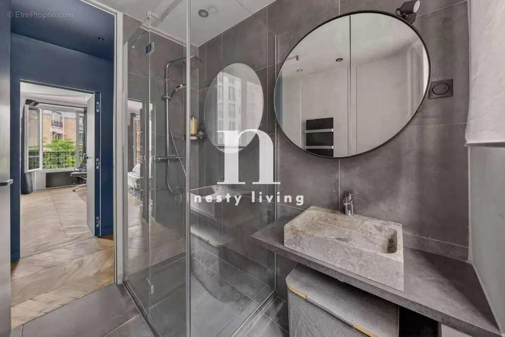 Vannitoad - Architect-Refurbished Flat near Auteuil, Paris 16