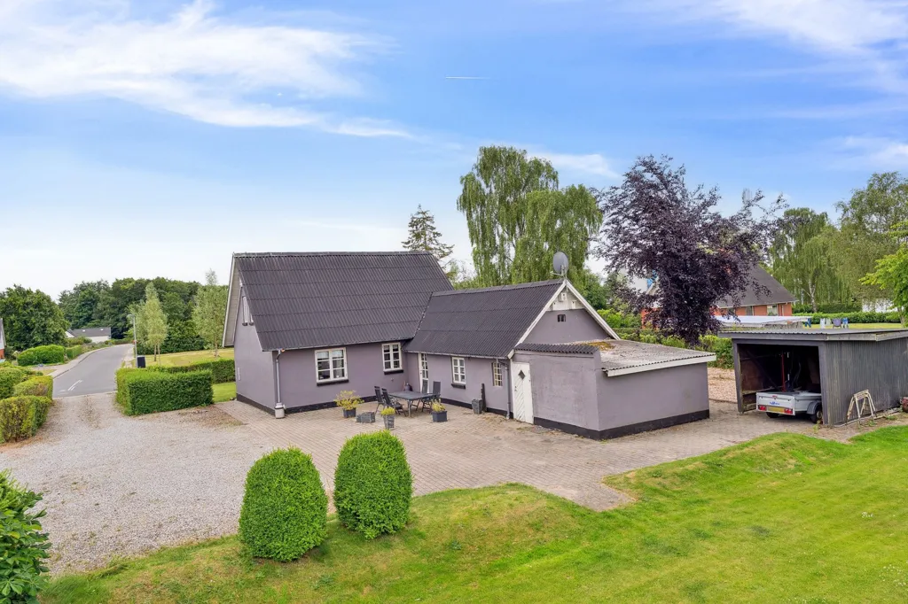 5-room house in Engesvang