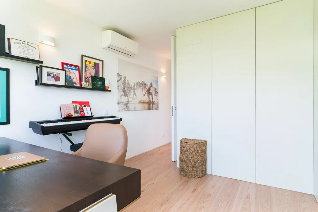 Bureau - Luxury Villa with Pool in Carnaxide, Oeiras