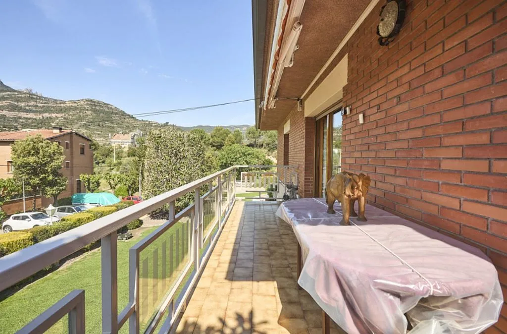 Balcon - Chalet with Terraces in Monistrol de Montserrat