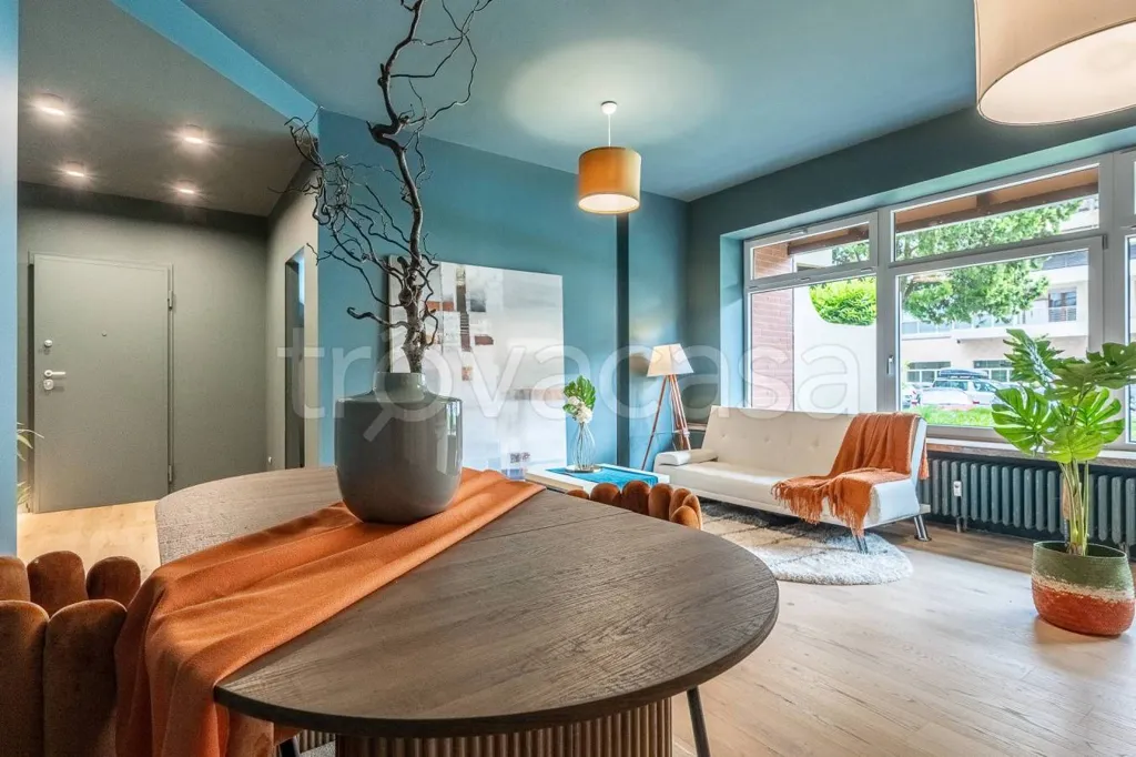 Salle à manger - Design Refined Ground Floor Apartment in Turin