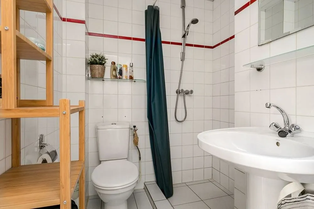 Vannitoad - Apartment with Canal View in Rotterdam