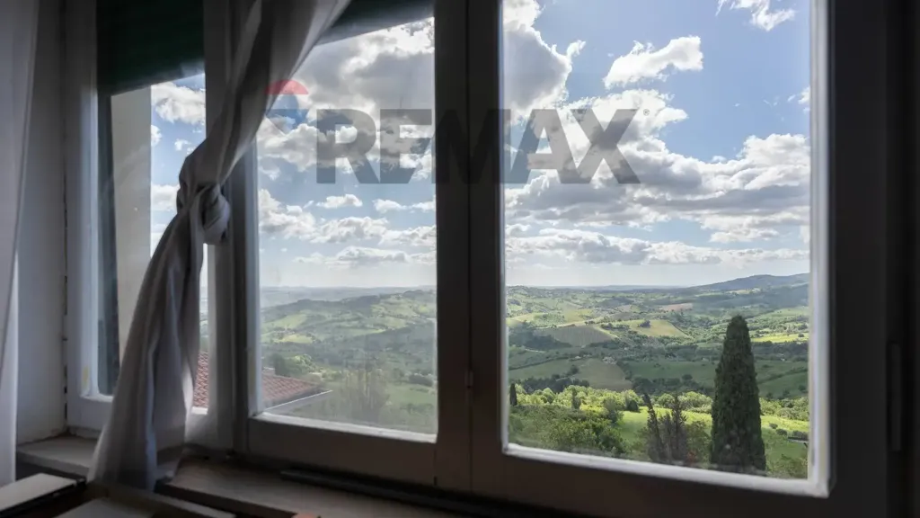 Pièces - Independent House with Panoramic View in Cupramontana