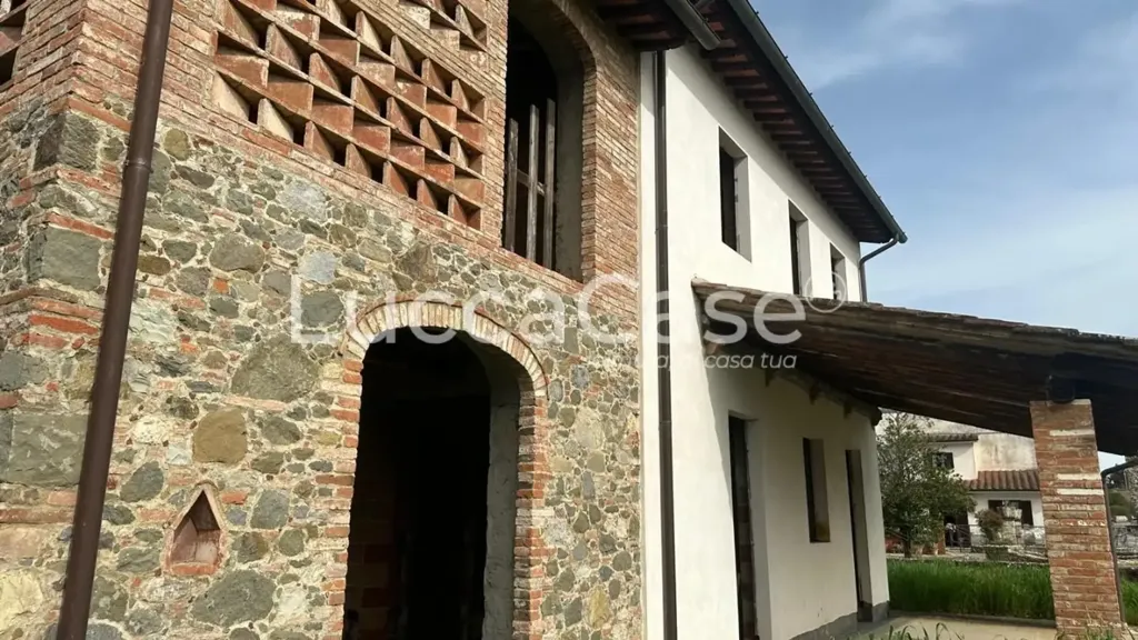 Exterior - Independent Villa with Garden in Capannori