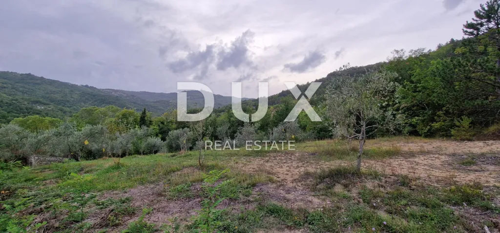Aed - Land Complex with View in Gračišće, Istra