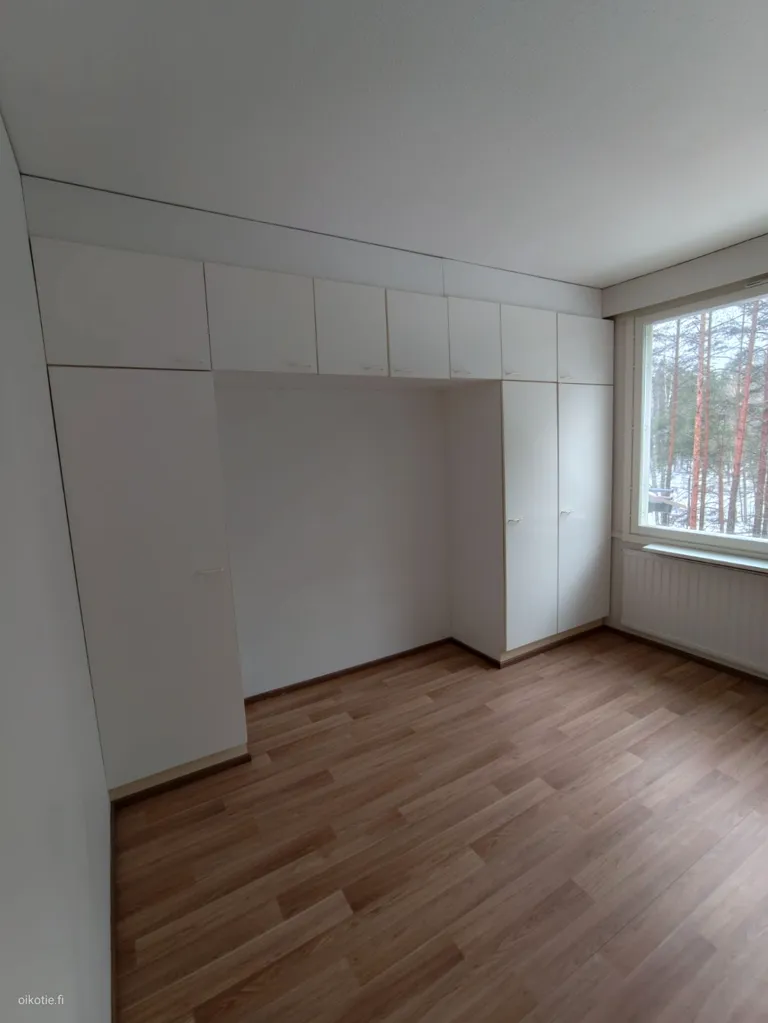 Magamistoad - Bright Triangular Flat with Balcony in Kirkonkylä
