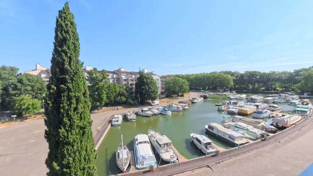Duplex with Port View in Ramonville Port Sud