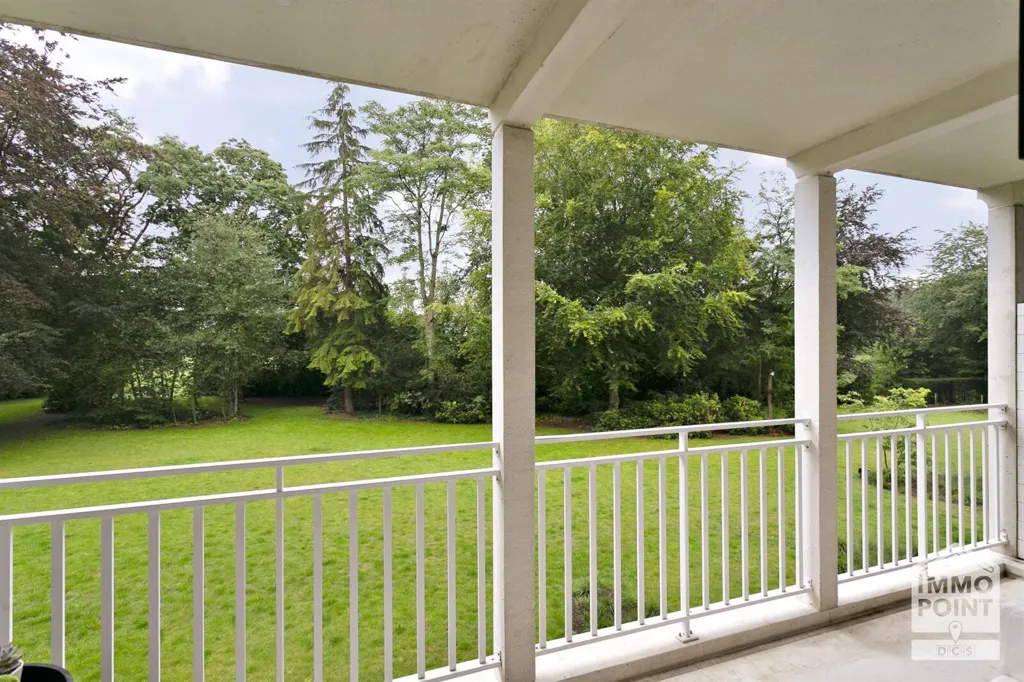 Balkon - Residential Flat with Park View in Quiet Area