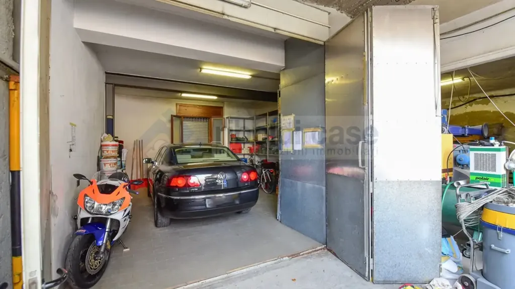 garage