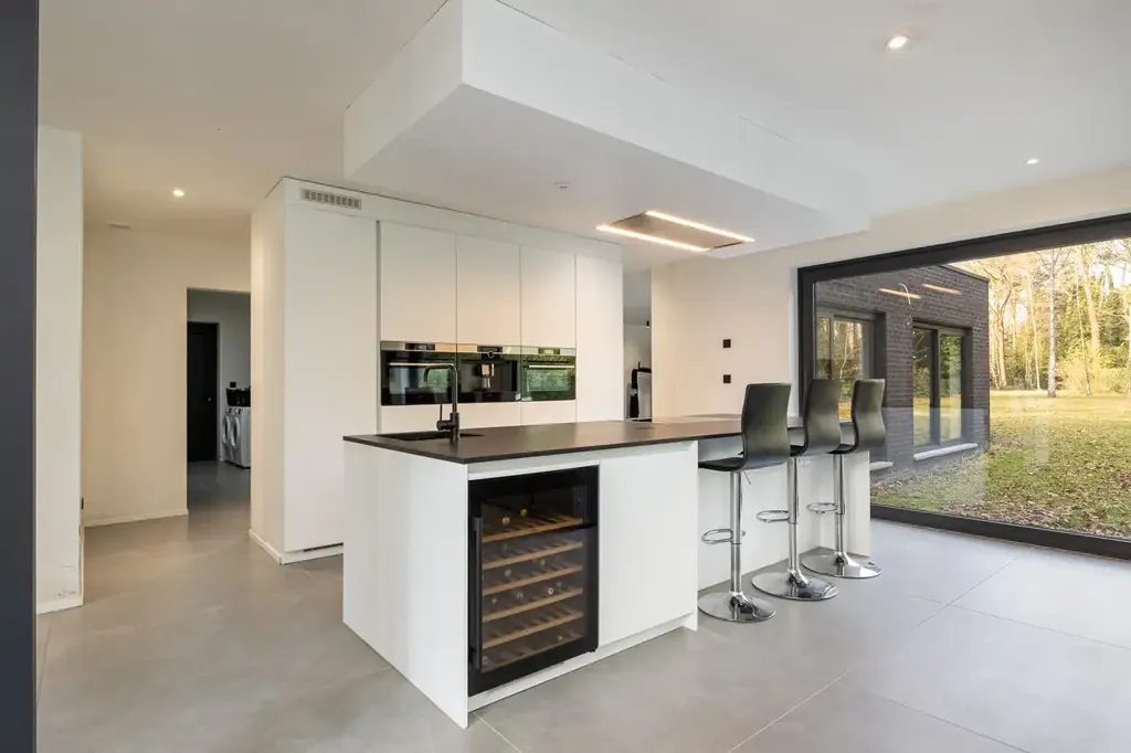 Cuisine - Villa Moderne à Personnaliser avec Vue sur Jardin à Proximité de la Nature