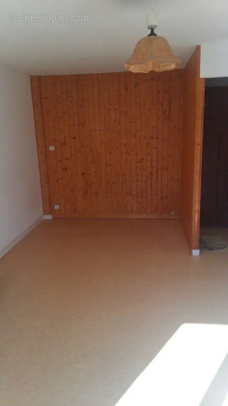 Elutuba - Studio with Parking in Central Location