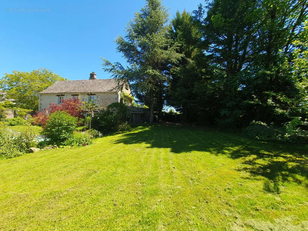 8-room house in Graissac