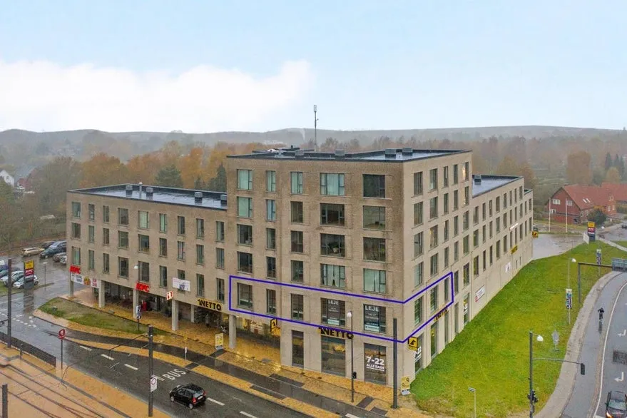 Vue aérienne - Office Space with Good Visibility in Nyborgvej