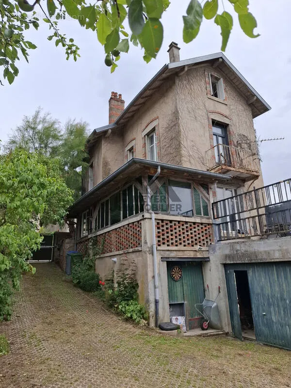 Välivaade - Charming House with Garden in Marbache