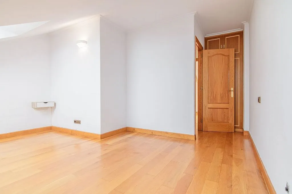 Pièces - Duplex Flat with Sea View in Gijón Centre