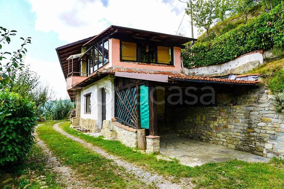 Välivaade - Restored Rustic Homes with Garden in Cortemilia