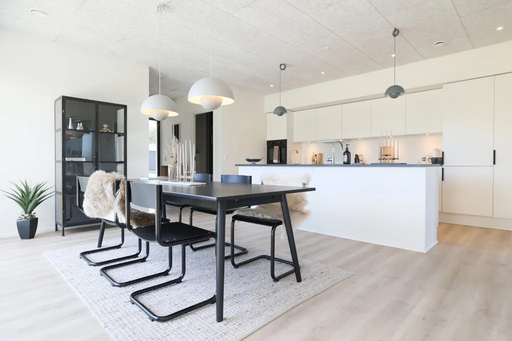 Dining Room - Architectural Garden House in Viborg