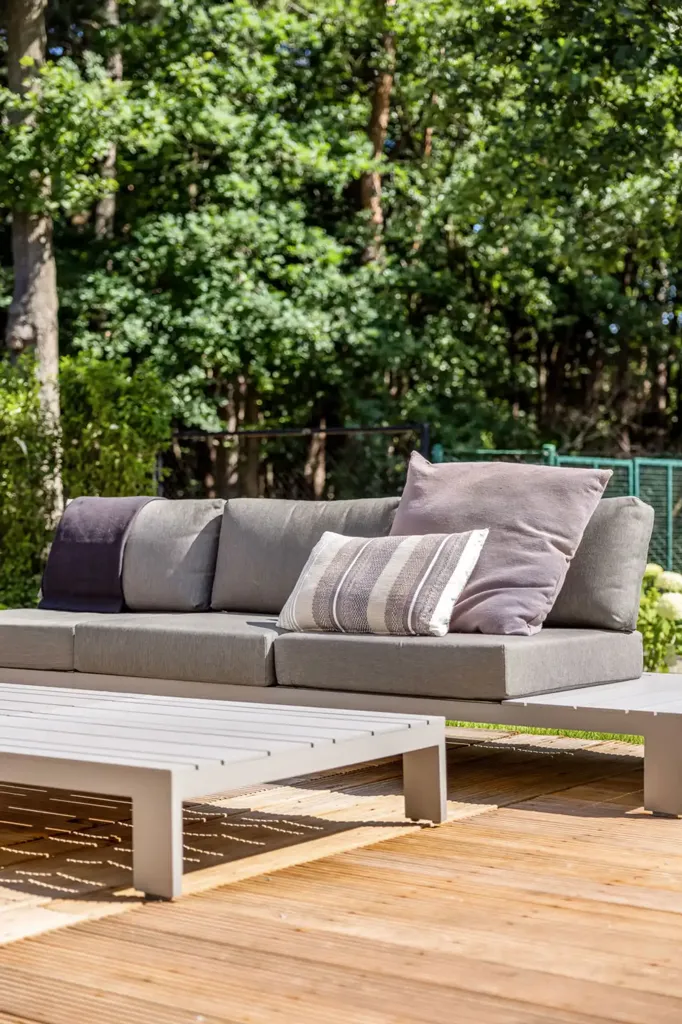 Jardin - Villa Luxueuse avec Piscine Intérieure à Lanaken