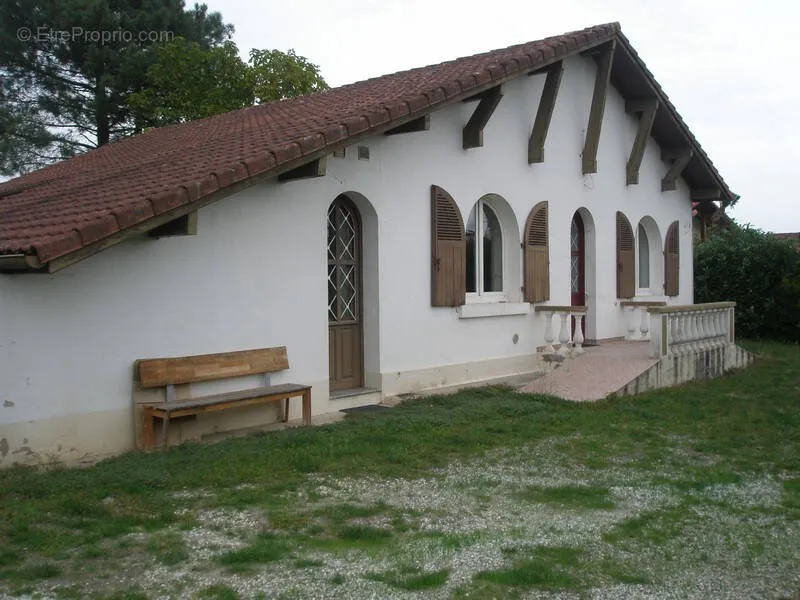 Extérieur - Maison de Plain-Pied avec Terrain à Saint Vincent De Paul